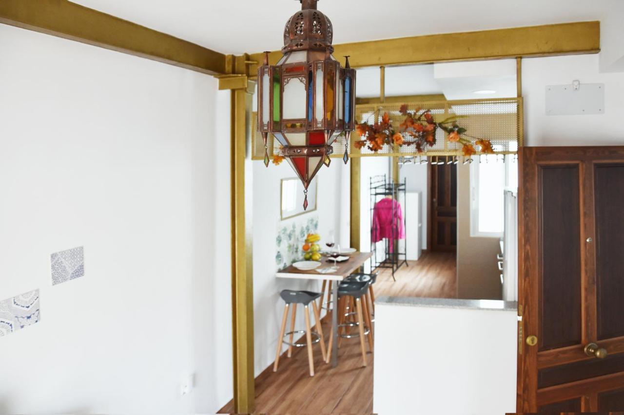Puerta Real Apartamentos Seville Exterior photo